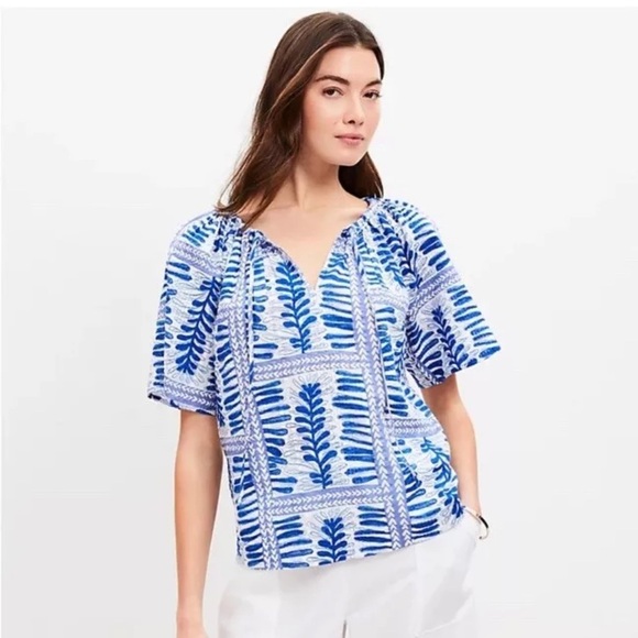 Ann Taylor LOFT Fern Stripe Tasseled V-Neck Blue/White Blouse Size XS - Picture 2 of 13